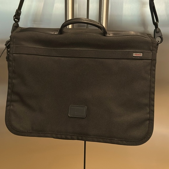 Tumi canvas briefcase laptop messenger bag EUC, never used. - Picture 1 of 7